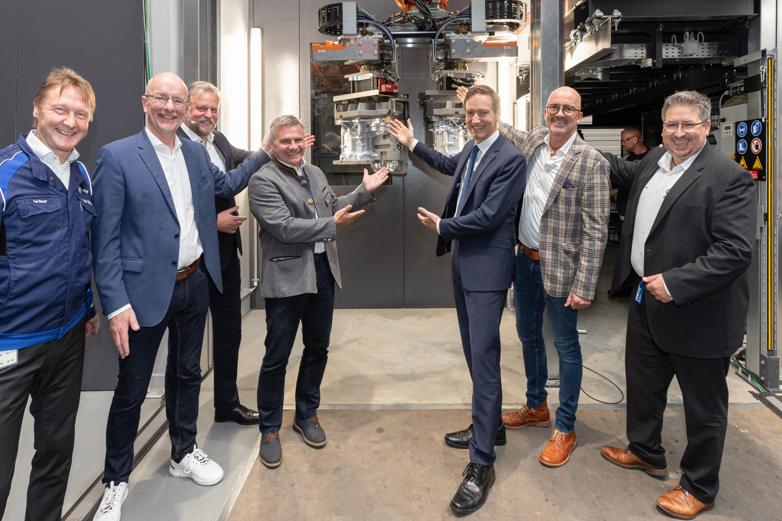 Erster Guss in neuer High-tech-Leichtmetallgießerei